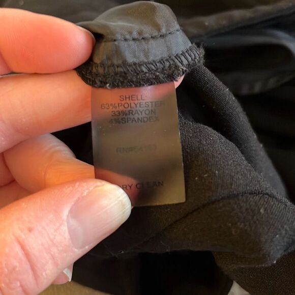 Calvin‎ Klein size 10 black dress slacks boot cut - 2648 - Picture 4 of 4